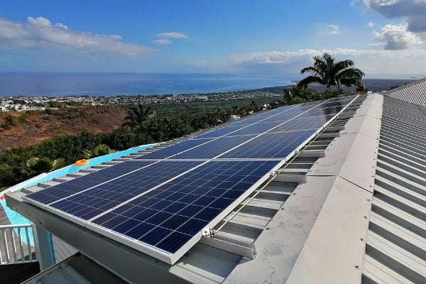 600x400-panneaux-solaire-gaia-dualsun